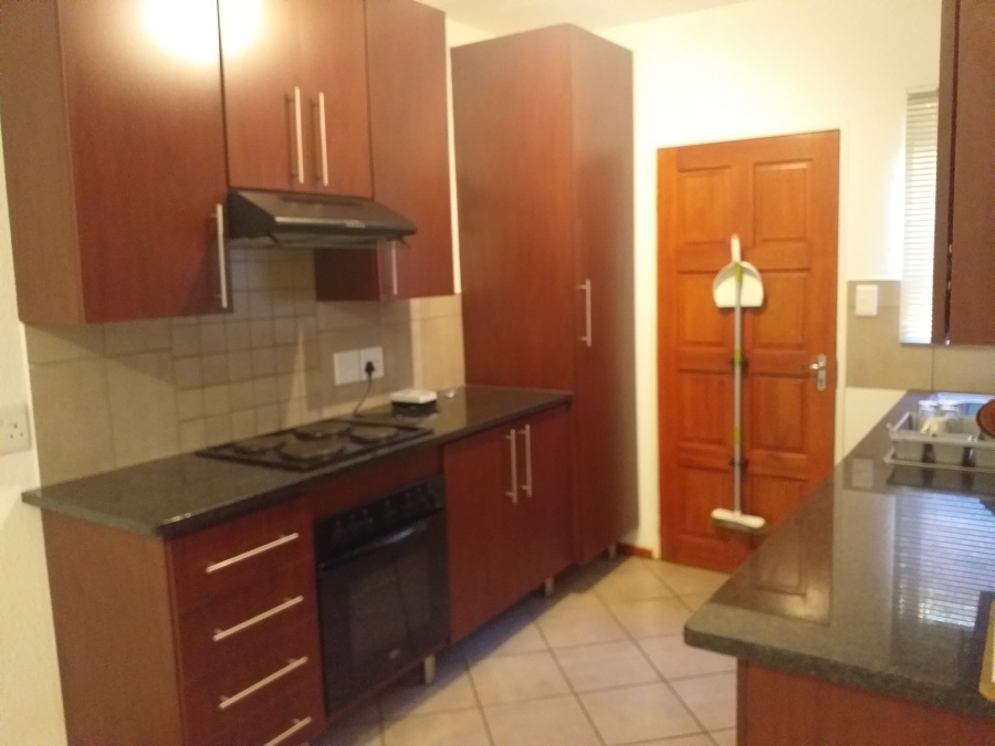 2 Bedroom Property for Sale in Albertsdal Gauteng