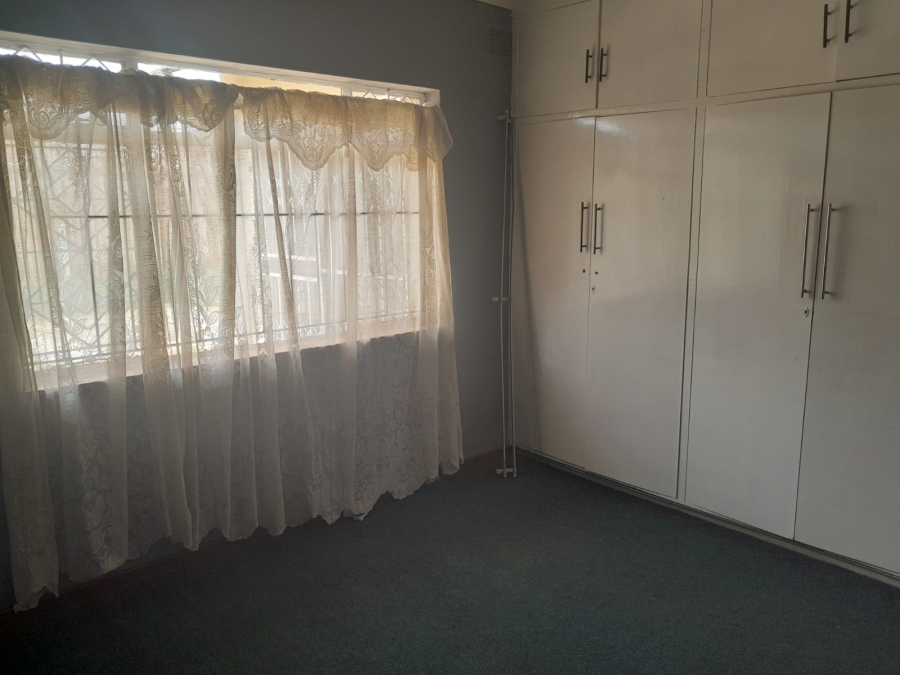 To Let 3 Bedroom Property for Rent in Tedstoneville Gauteng