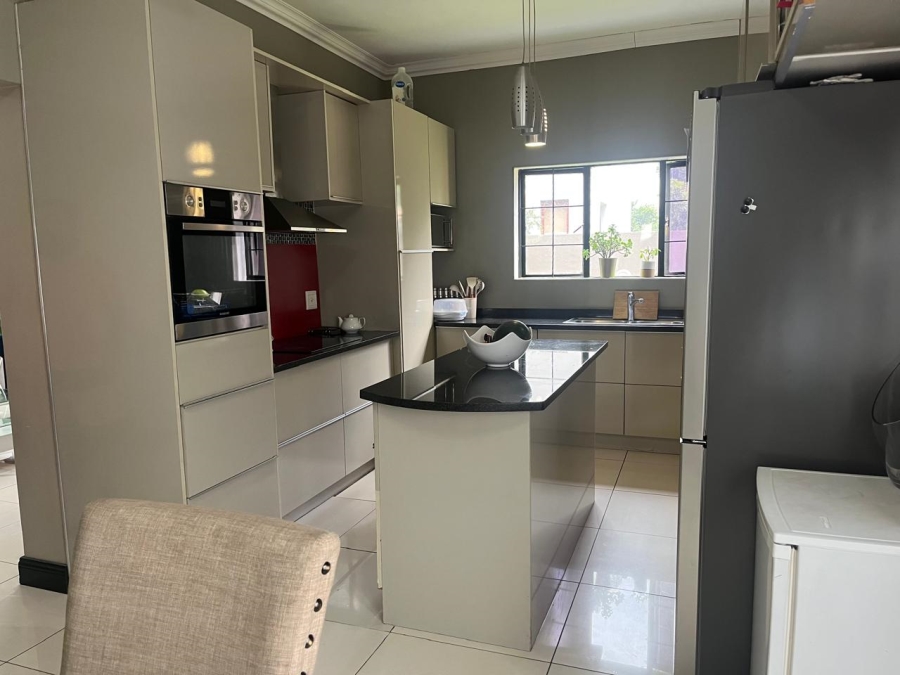 3 Bedroom Property for Sale in Country View Gauteng