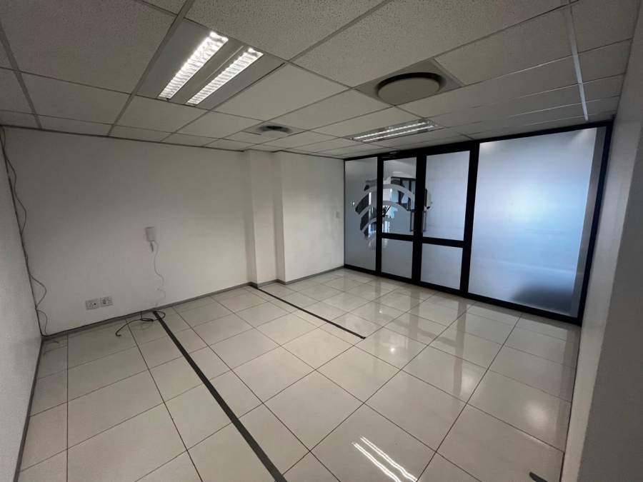 To Let commercial Property for Rent in Greenstone Hill Gauteng