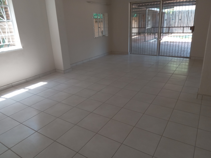 3 Bedroom Property for Sale in Eloffsdal Gauteng