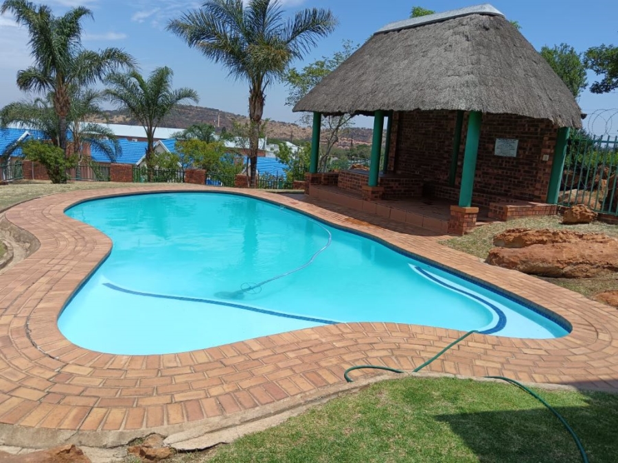 2 Bedroom Property for Sale in Winchester Hills Gauteng