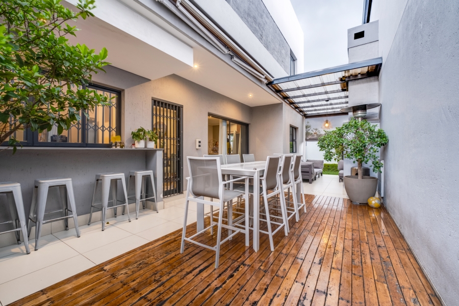 3 Bedroom Property for Sale in Bryanston Gauteng