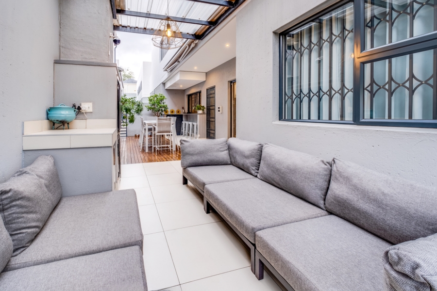 3 Bedroom Property for Sale in Bryanston Gauteng