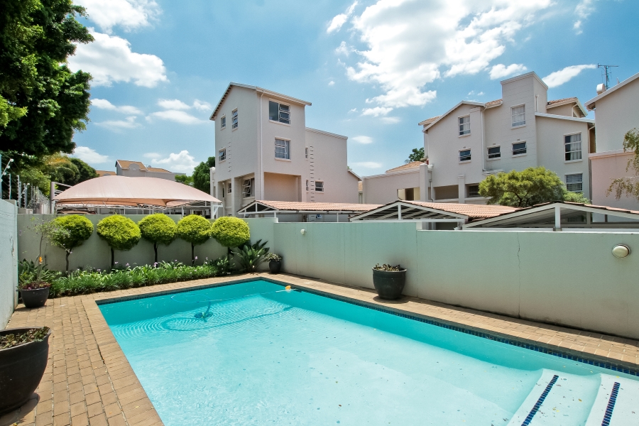 2 Bedroom Property for Sale in Morningside Gauteng