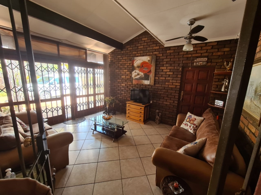 To Let 1 Bedroom Property for Rent in Edelweiss Gauteng