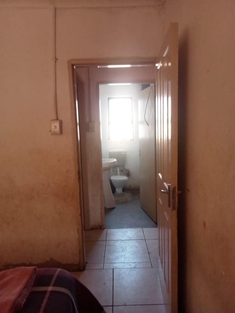 2 Bedroom Property for Sale in Orange Farm Gauteng