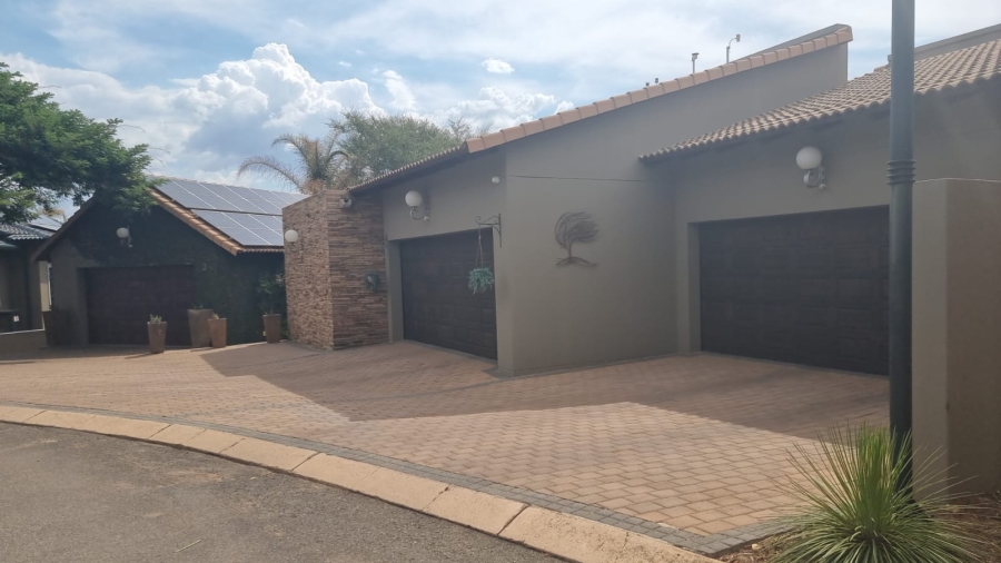 4 Bedroom Property for Sale in Sable Hills Gauteng