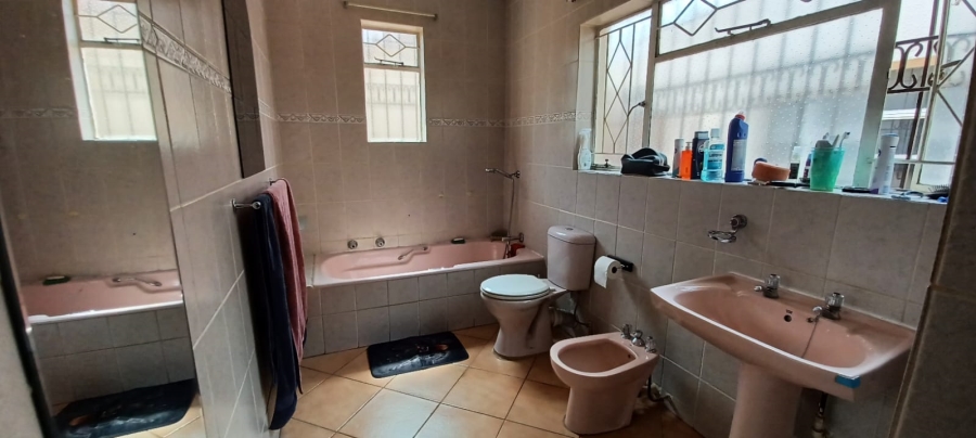 3 Bedroom Property for Sale in Kensington Gauteng