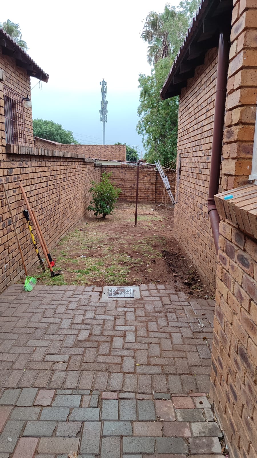 To Let 2 Bedroom Property for Rent in Noordwyk Gauteng