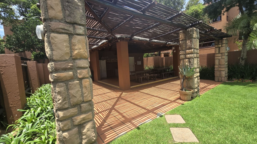 2 Bedroom Property for Sale in Sunninghill Gauteng