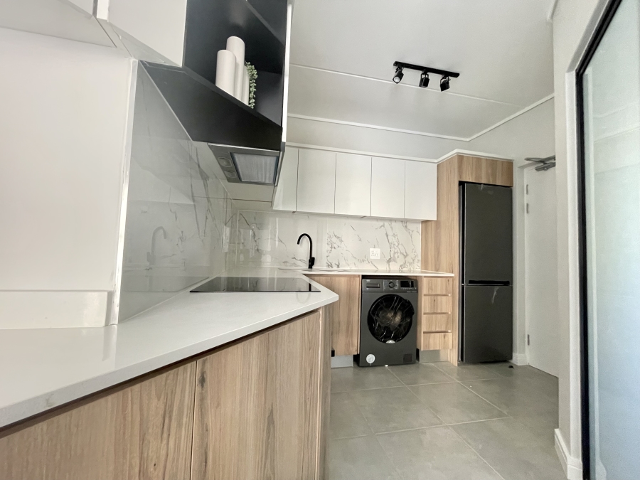 To Let 1 Bedroom Property for Rent in Waterfall Gauteng