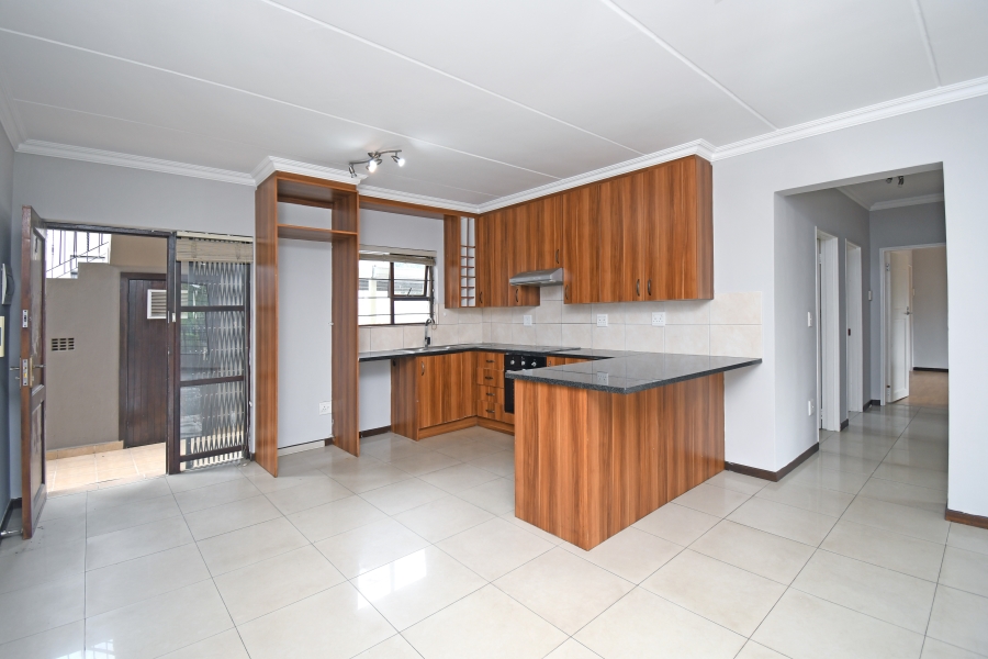 To Let 3 Bedroom Property for Rent in Barbeque Downs Gauteng