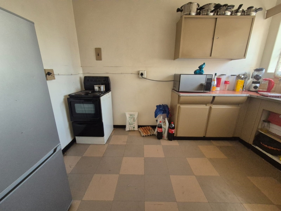 1 Bedroom Property for Sale in Peacehaven Gauteng