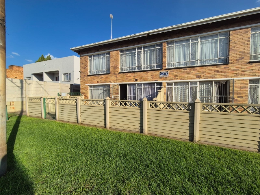 1 Bedroom Property for Sale in Peacehaven Gauteng