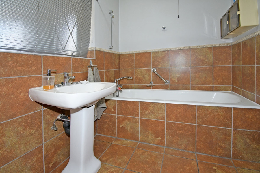 3 Bedroom Property for Sale in Eastleigh Ridge Gauteng