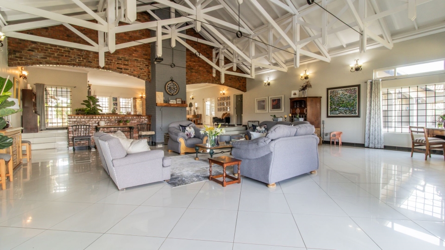 7 Bedroom Property for Sale in Blue Saddle Ranches Gauteng