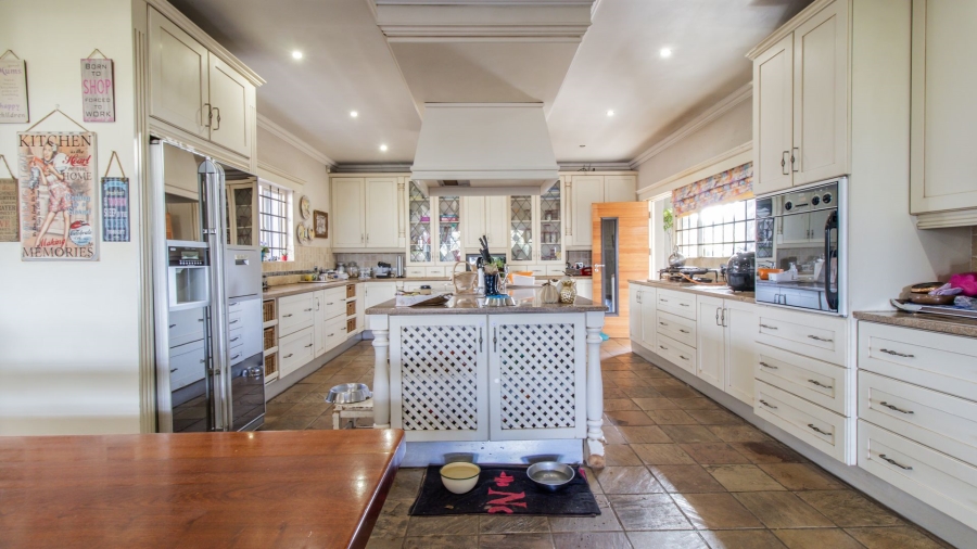 7 Bedroom Property for Sale in Blue Saddle Ranches Gauteng