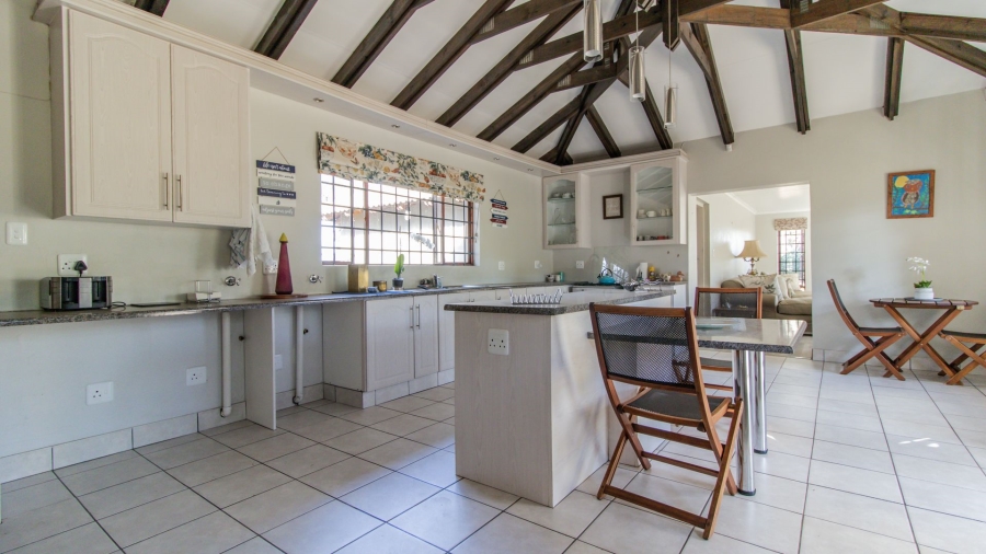 7 Bedroom Property for Sale in Blue Saddle Ranches Gauteng