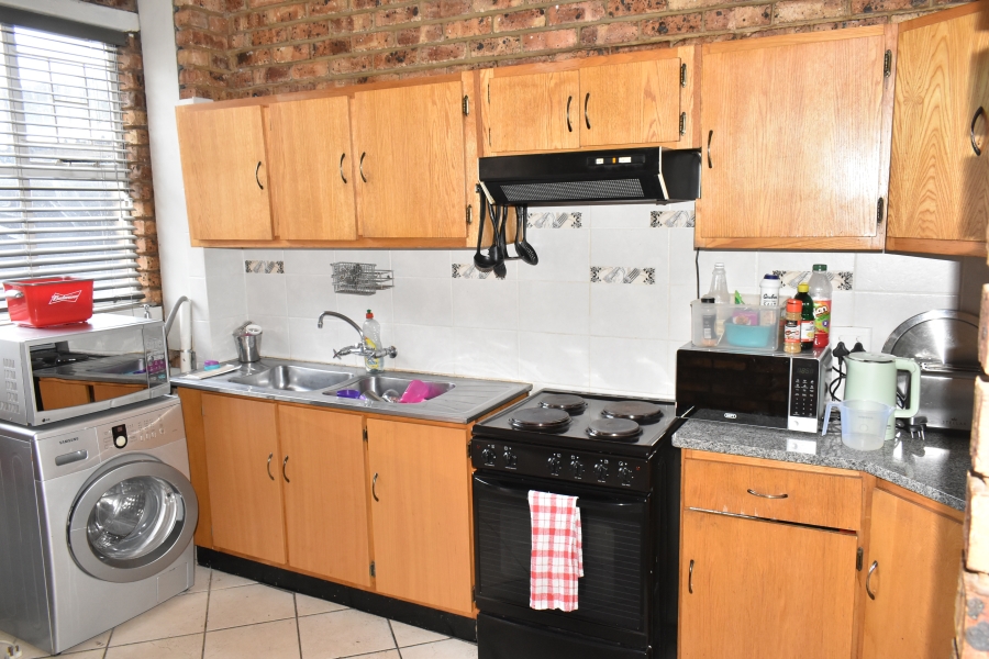 2 Bedroom Property for Sale in Pretoria North Gauteng