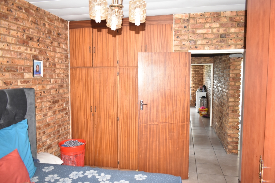 2 Bedroom Property for Sale in Pretoria North Gauteng