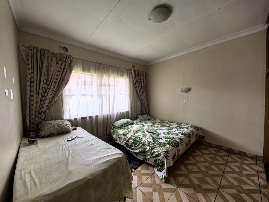 To Let 3 Bedroom Property for Rent in Capital Park Gauteng