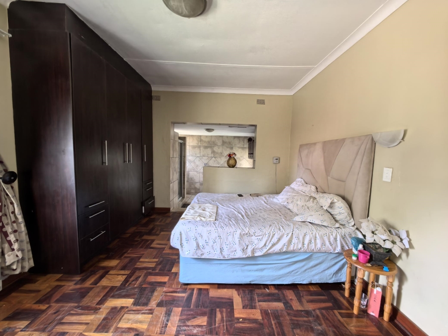 To Let 3 Bedroom Property for Rent in Capital Park Gauteng