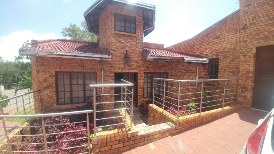 4 Bedroom Property for Sale in Amandasig Gauteng