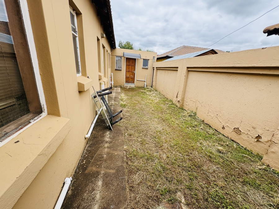 3 Bedroom Property for Sale in Rosslyn Gauteng