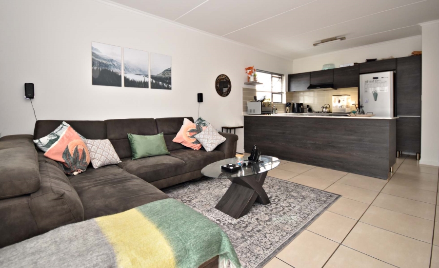 2 Bedroom Property for Sale in Olivedale Gauteng