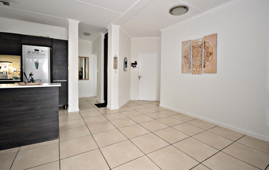 2 Bedroom Property for Sale in Olivedale Gauteng