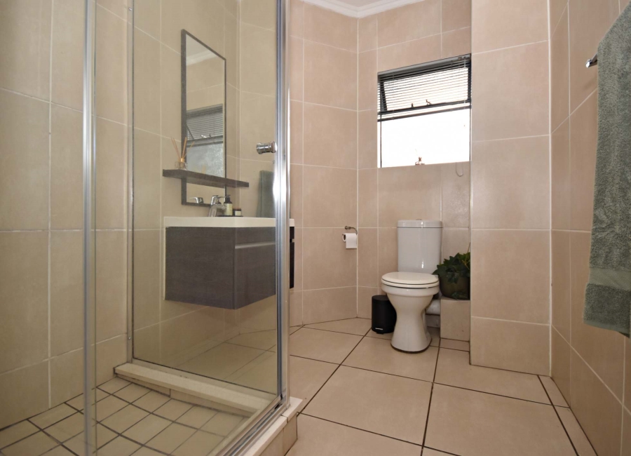 2 Bedroom Property for Sale in Olivedale Gauteng