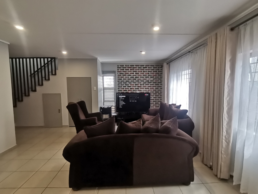 To Let 4 Bedroom Property for Rent in Leopard