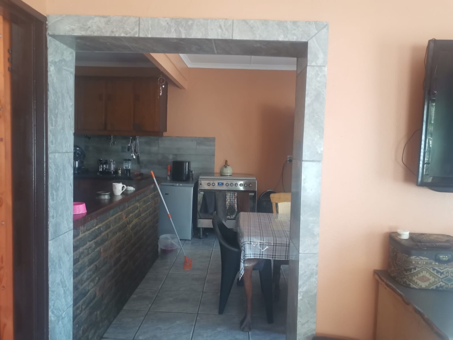 4 Bedroom Property for Sale in Hermanstad Gauteng