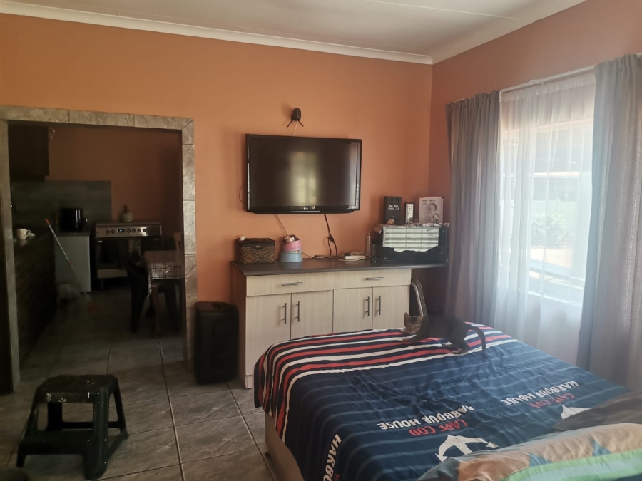 4 Bedroom Property for Sale in Hermanstad Gauteng