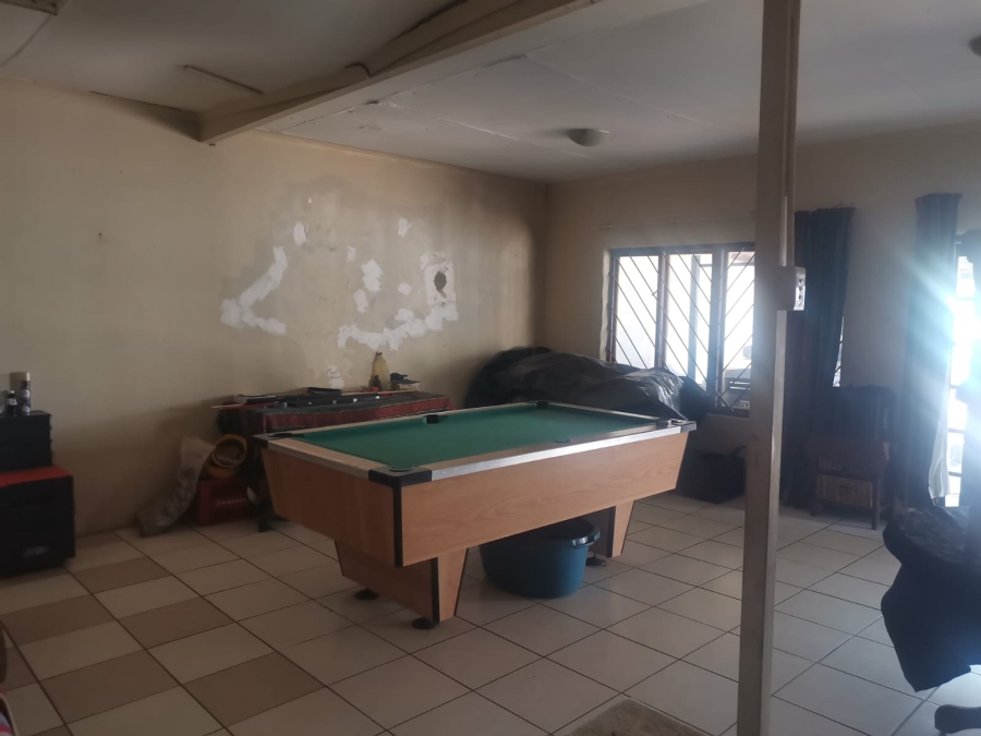 4 Bedroom Property for Sale in Hermanstad Gauteng