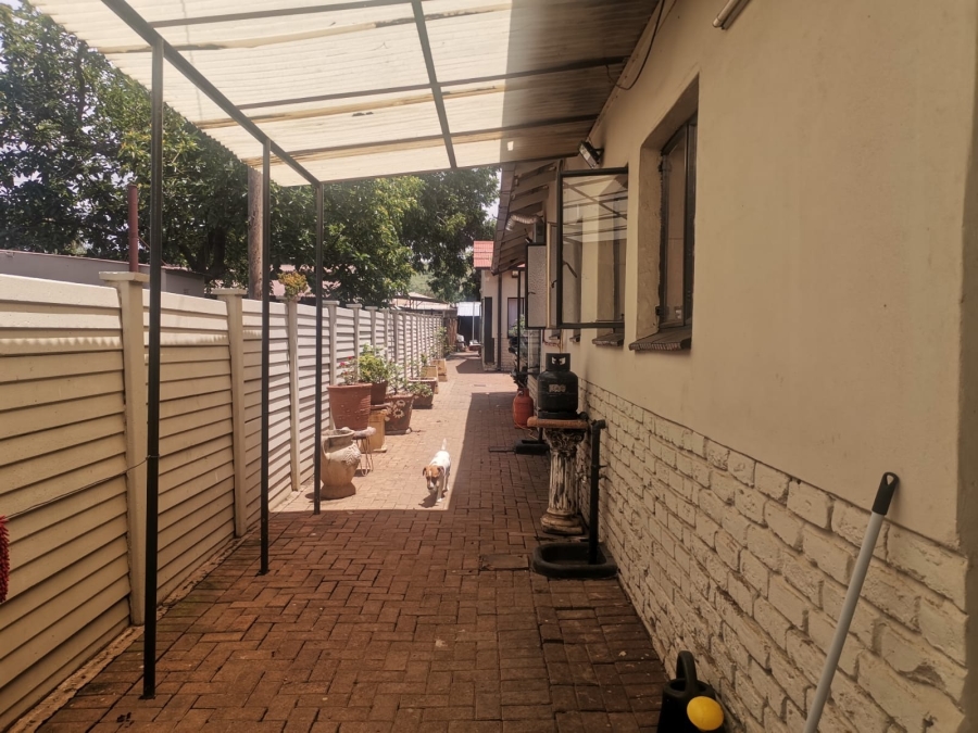 4 Bedroom Property for Sale in Hermanstad Gauteng