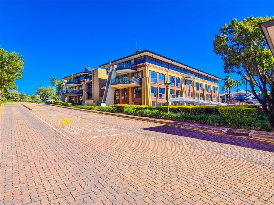 To Let commercial Property for Rent in Constantia Kloof Gauteng