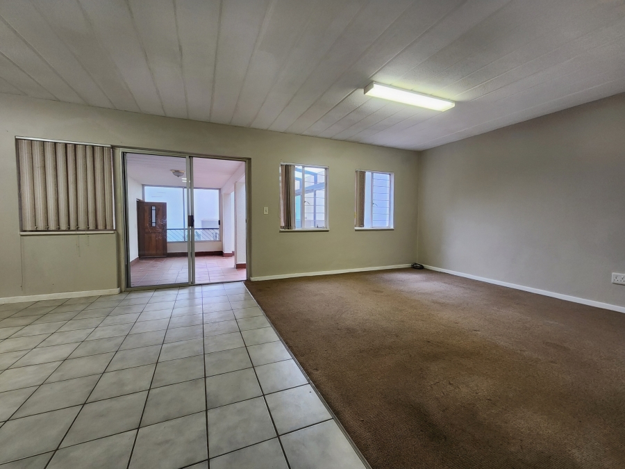 3 Bedroom Property for Sale in Constantia Kloof Gauteng