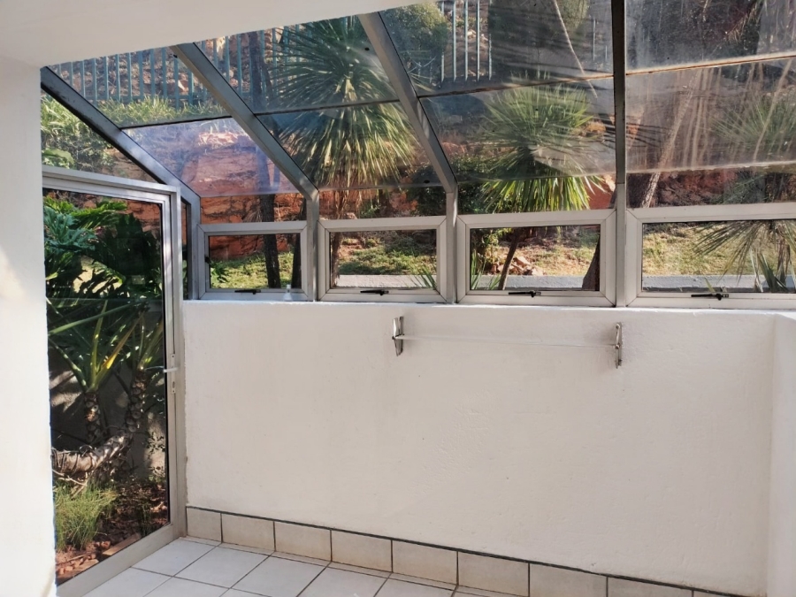 3 Bedroom Property for Sale in Constantia Kloof Gauteng