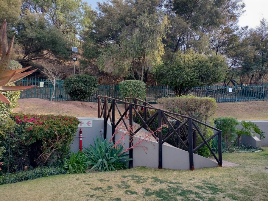 3 Bedroom Property for Sale in Constantia Kloof Gauteng