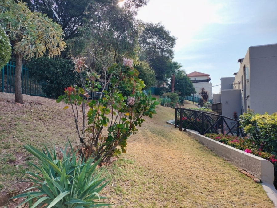 3 Bedroom Property for Sale in Constantia Kloof Gauteng