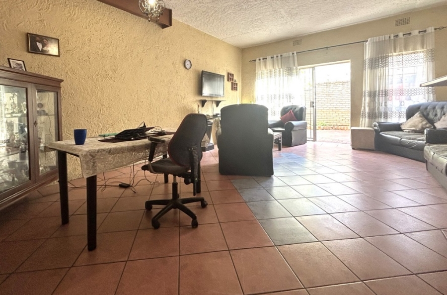 3 Bedroom Property for Sale in Townsview Gauteng