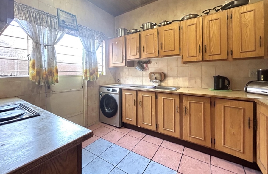 3 Bedroom Property for Sale in Townsview Gauteng