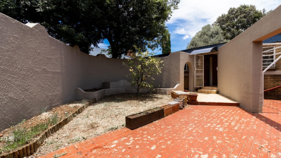 3 Bedroom Property for Sale in Brackenhurst Gauteng