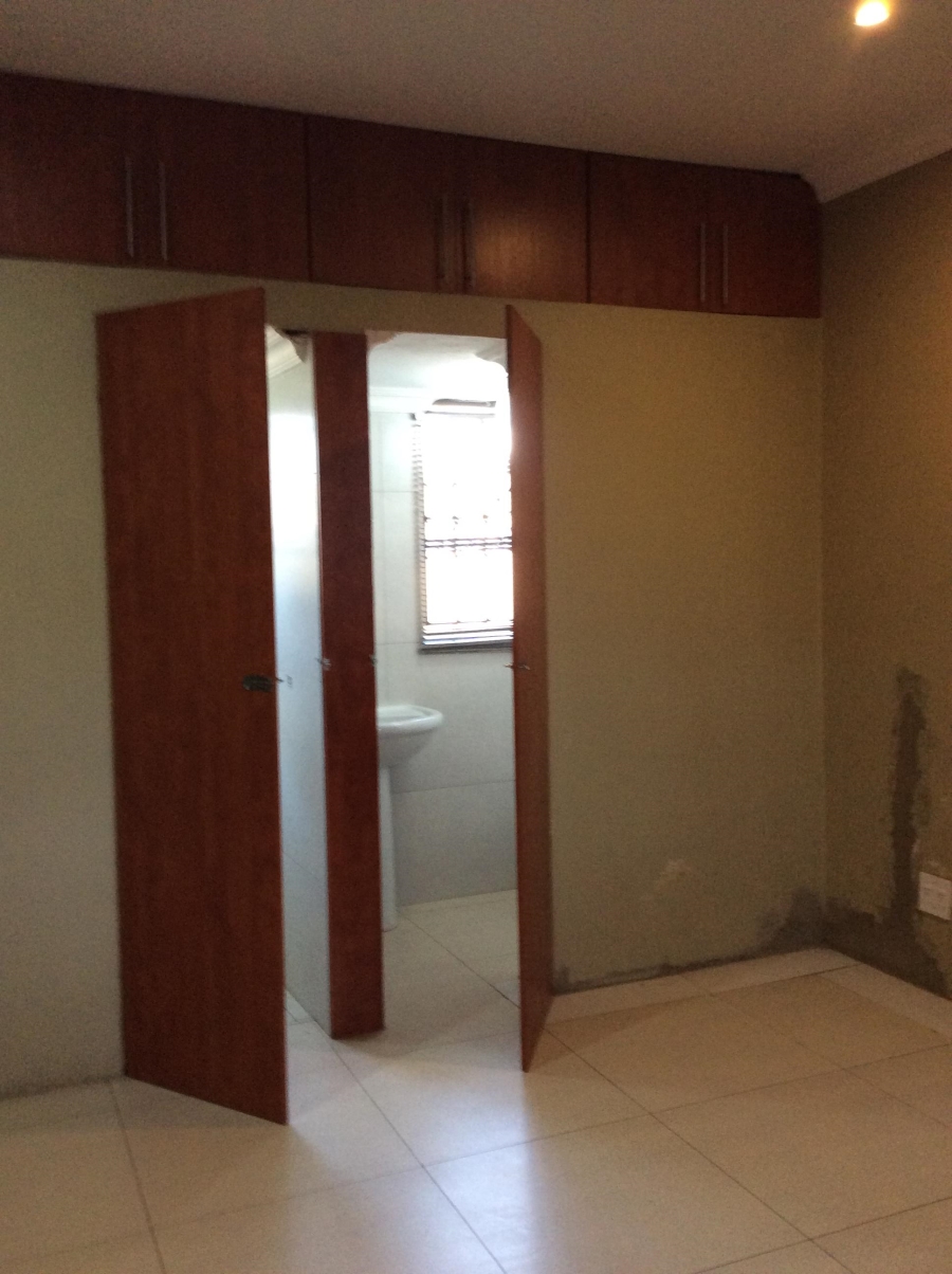 To Let 1 Bedroom Property for Rent in Naledi Gauteng