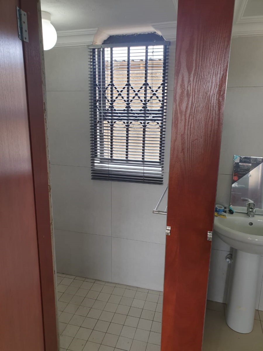 To Let 1 Bedroom Property for Rent in Naledi Gauteng