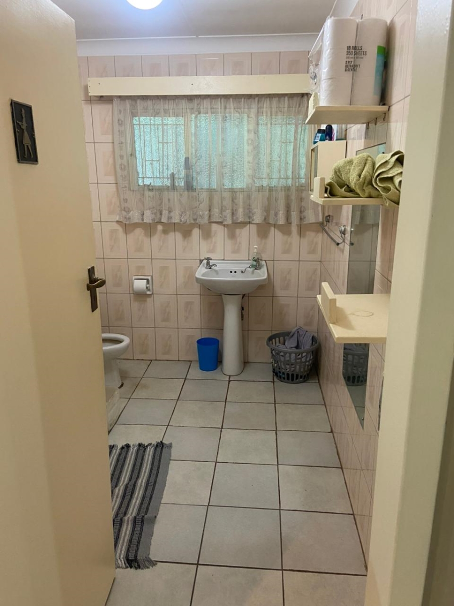 To Let 1 Bedroom Property for Rent in Clubview Gauteng