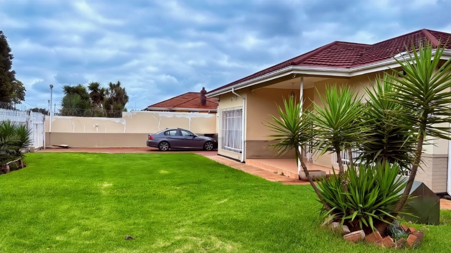 3 Bedroom Property for Sale in Brakpan Central Gauteng
