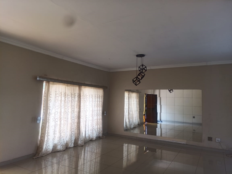 3 Bedroom Property for Sale in Brakpan Central Gauteng